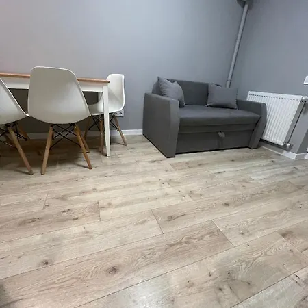 в новобудові авалон зелена * Lviv