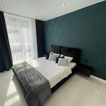 в новобудові авалон зелена Apartamento *