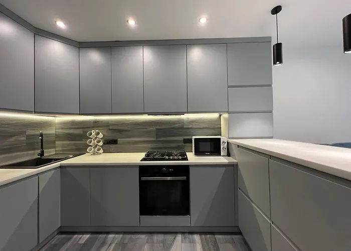 в новобудові авалон зелена *